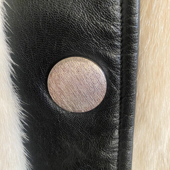 Vintage Fur and Leather Coat. - Picture 6 of 7